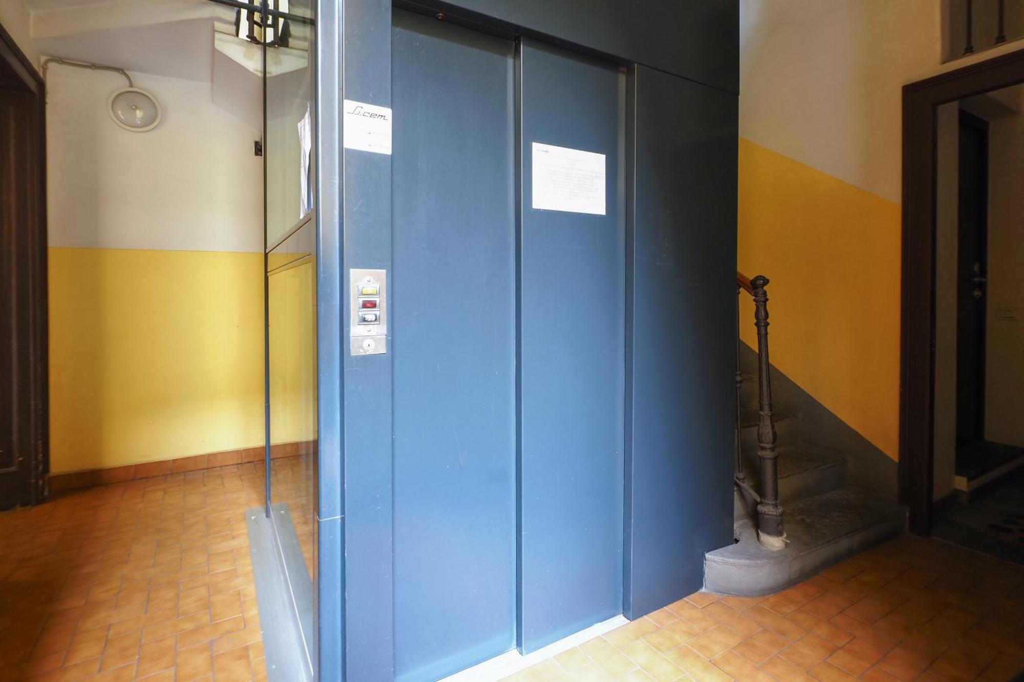 Appartamento Primopiano - Custodi Milano Esterno foto